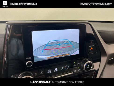 Certified 2026 Toyota Highlander XLE AWD/4WD image 32