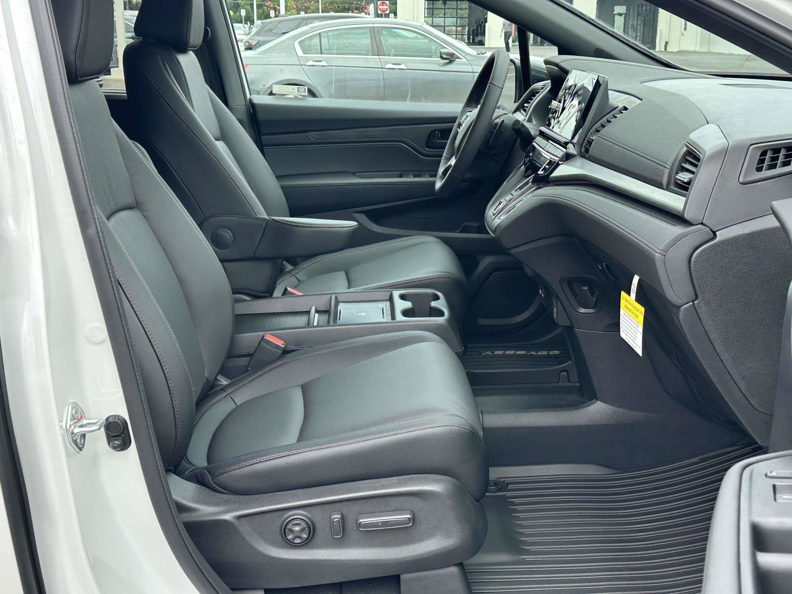New 2026 Honda Odyssey Sport-L image 6