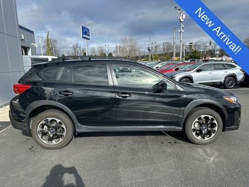 Used 2021 Subaru Crosstrek 2.0i Premium w/ Moonroof Package image 8