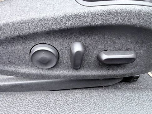 Used 2016 Buick Cascada Premium image 19