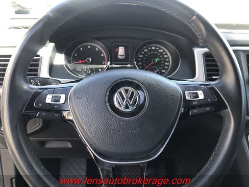 Used 2019 Volkswagen Atlas SE FWD image 12