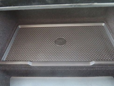 New 2024 Land Rover Range Rover Sport Dynamic SE image 40