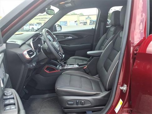 Used 2023 Chevrolet TrailBlazer RS w/ Convenience Package image 14