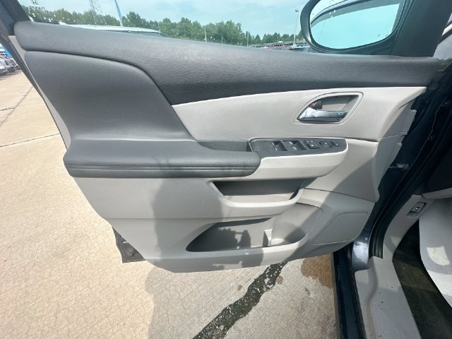 Used 2016 Honda Odyssey EX-L image 24
