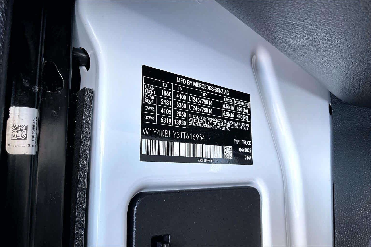 Used 2026 Mercedes-Benz Sprinter 2500 image 34