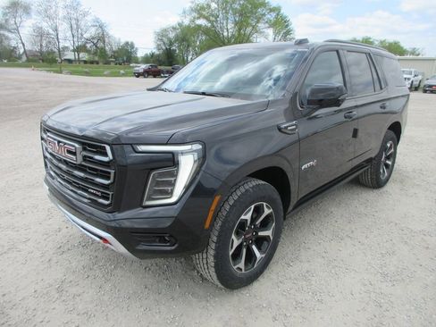 New 2026 GMC Yukon AT4 image 9