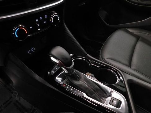 Used 2024 Buick Encore GX Sport Touring image 30