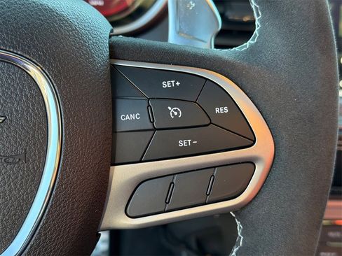 Used 2023 Dodge Challenger SRT Hellcat image 22