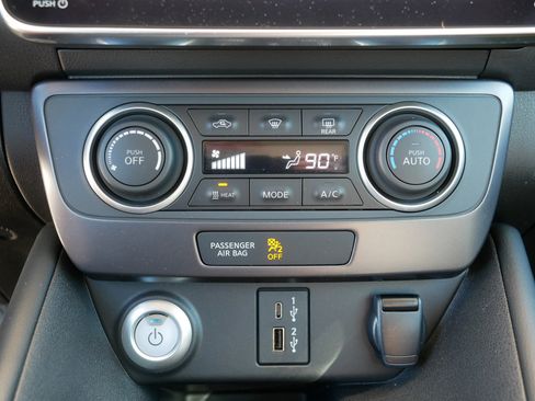 Certified 2024 Nissan Leaf S FWD image 23
