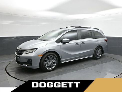 New 2026 Honda Odyssey Touring image 1
