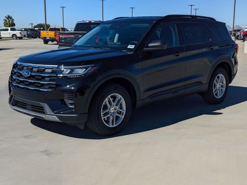 New 2026 Ford Explorer Active AWD/4WD image 5