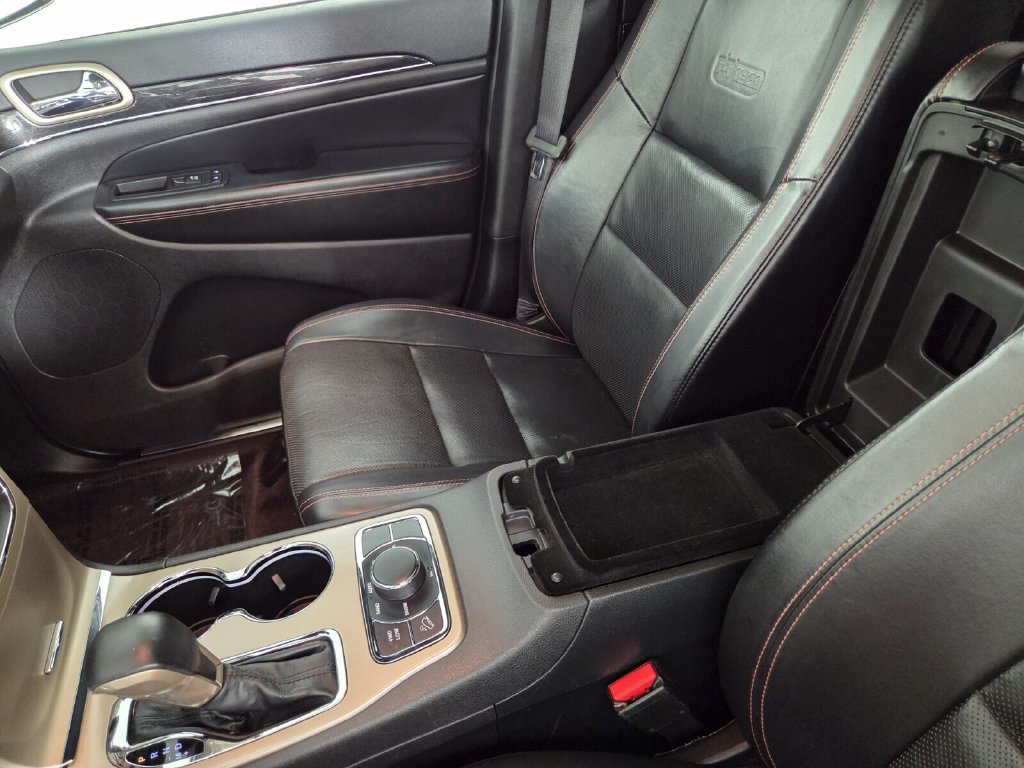 Used 2016 Jeep Grand Cherokee Limited 75th Anniversary AWD/4WD image 20