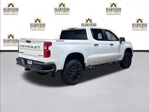 Used 2025 Chevrolet Silverado 1500 Custom Trail Boss w/ Turbomax Blackout Package image 6