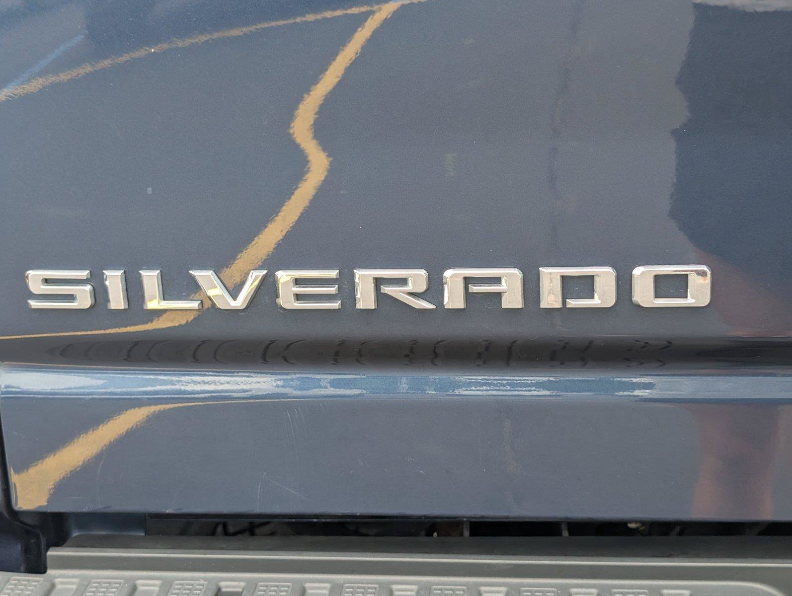 Used 2022 Chevrolet Silverado 3500 High Country w/ Safety Package II AWD/4WD image 6