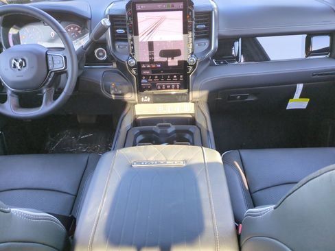 New 2025 RAM 3500 Limited image 20