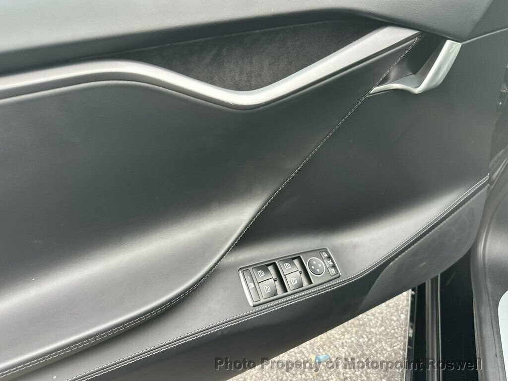 Used 2019 Tesla Model S AWD image 13
