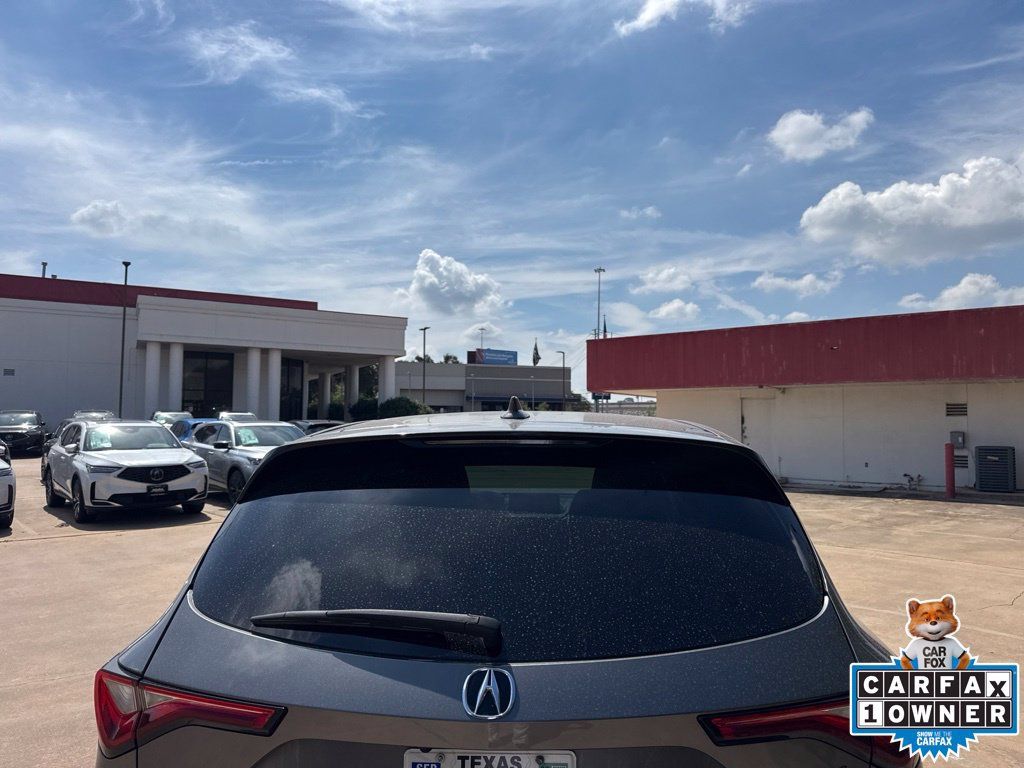 Used 2023 Acura MDX w/ Technology Package AWD/4WD image 6