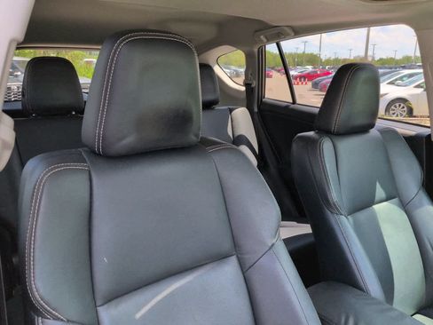 Used 2014 Toyota RAV4 Limited FWD image 7