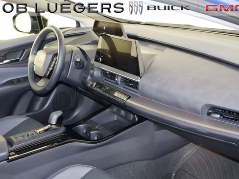 Used 2026 Toyota Prius LE image 20