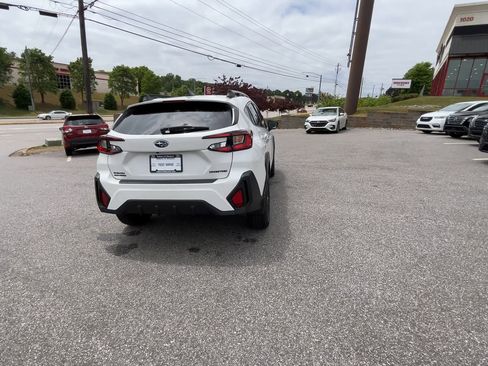 New 2026 Subaru Crosstrek 2.0i Premium AWD/4WD image 9