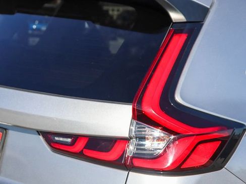 Used 2024 Honda CR-V EX image 10
