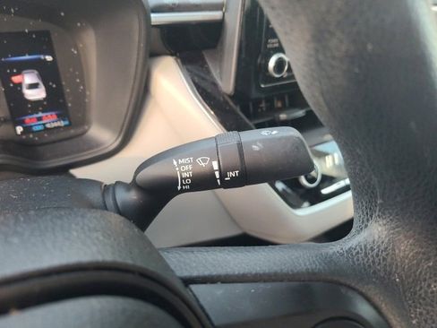 Used 2022 Toyota Corolla LE image 23