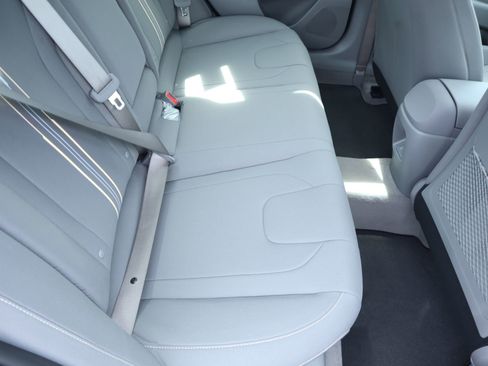 New 2026 Hyundai Elantra SEL Sport image 11