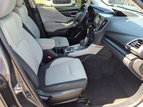 Used 2023 Subaru Forester AWD/4WD image 18