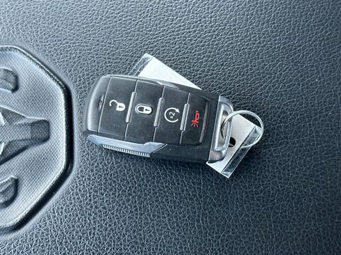 Used 2024 RAM 1500 Laramie image 26