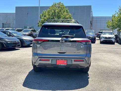 New 2026 Nissan Pathfinder SL AWD/4WD image 5