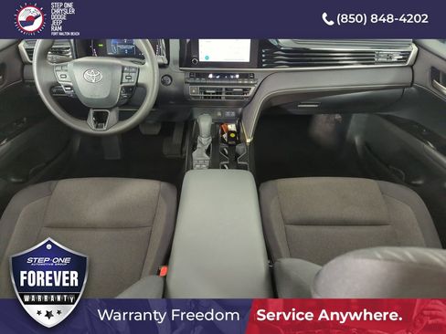 Used 2025 Toyota Camry LE FWD image 14