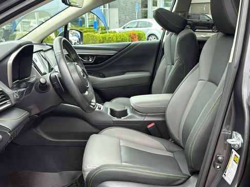 Used 2025 Subaru Outback Onyx Edition AWD/4WD image 10