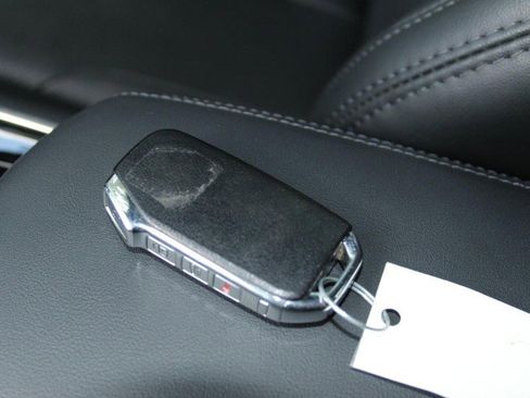 Used 2023 Kia K5 GT-Line image 40