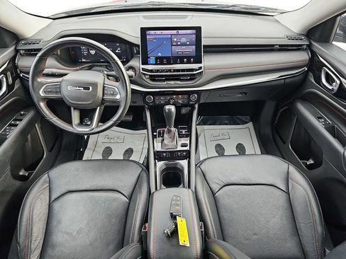 Used 2022 Jeep Compass Trailhawk w/ Trailhawk Elite Group image 11