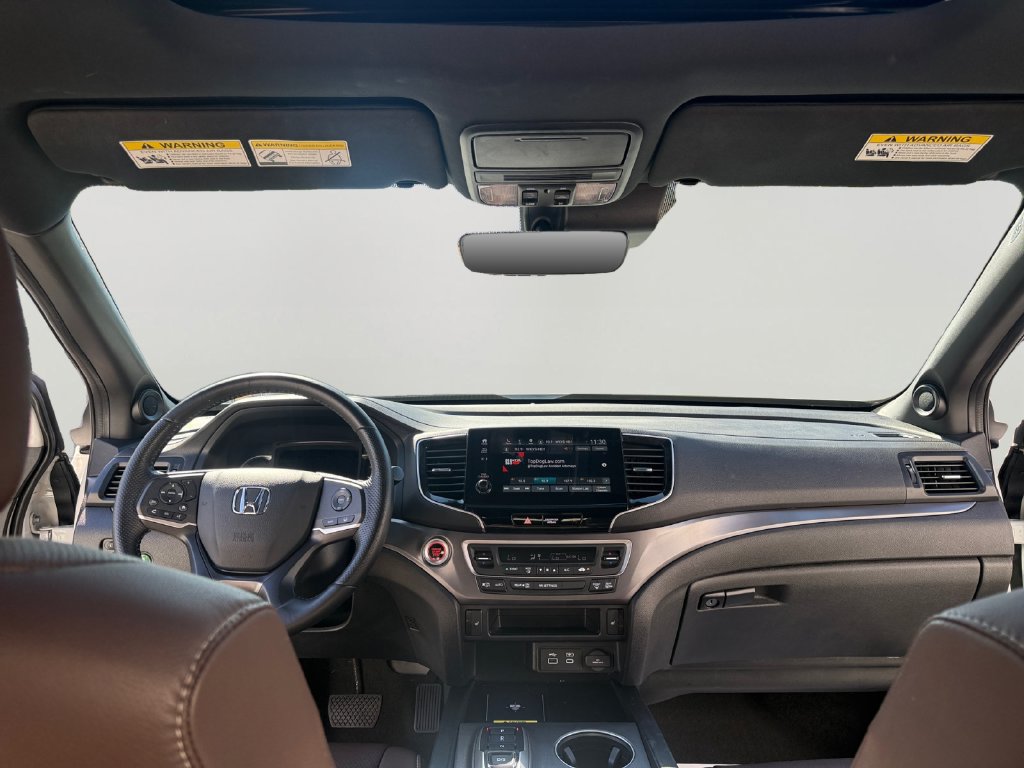 Certified 2025 Honda Passport EX-L image 10