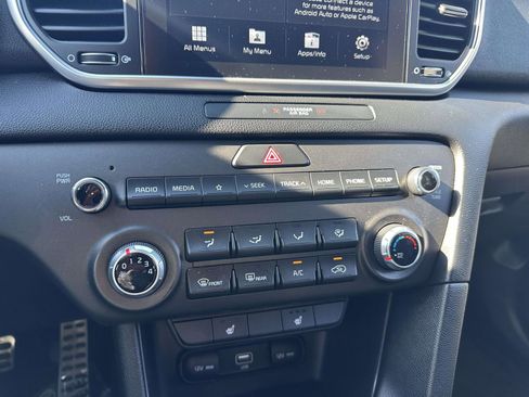 Used 2022 Kia Sportage Nightfall Edition image 21