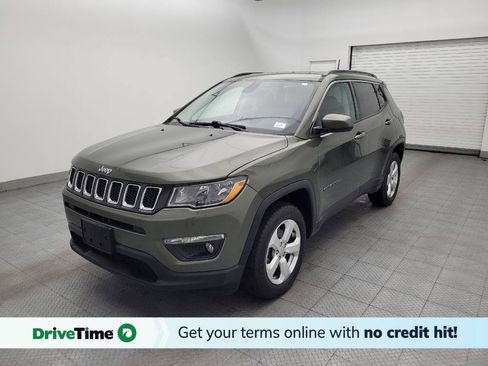 Used 2018 Jeep Compass Latitude w/ Cold Weather Group AWD/4WD image 1