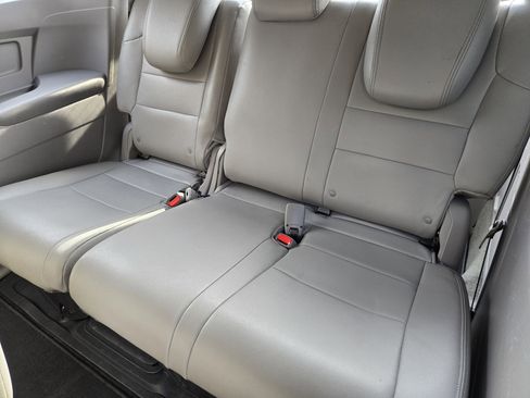 Used 2016 Honda Odyssey SE image 41