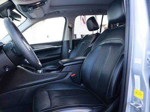 Used 2022 Jeep Grand Cherokee Limited 4xe w/ Luxury Tech Group II AWD/4WD image 18