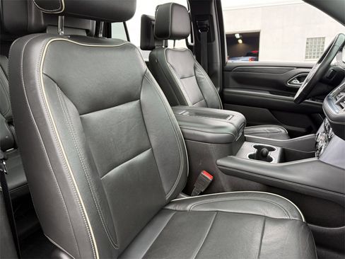 Used 2021 GMC Yukon SLT w/ SLT Luxury Plus Package image 40