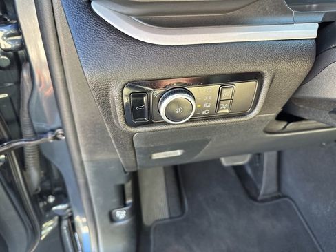 Used 2023 Ford Explorer XLT w/ Equipment Group 202A AWD/4WD image 16
