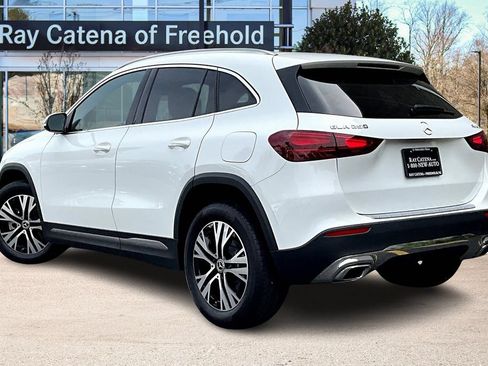 Certified 2025 Mercedes-Benz GLA 250 4MATIC image 12