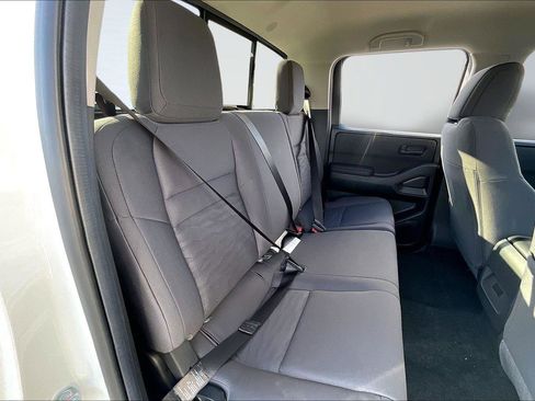 New 2026 Nissan Frontier S image 10