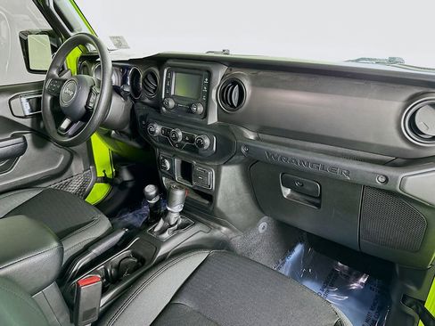 Certified 2021 Jeep Wrangler Sport image 38