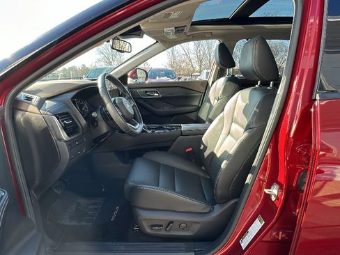 Certified 2021 Nissan Rogue SL w/ Premium Package image 12