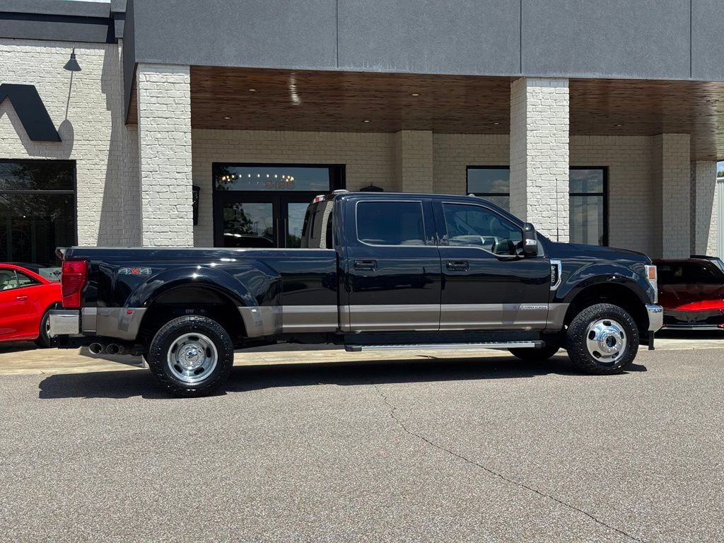 Used 2022 Ford F350 Lariat w/ Lariat Ultimate Package AWD/4WD image 16