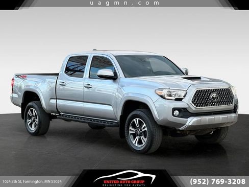 Used 2019 Toyota Tacoma SR5 AWD/4WD image 1