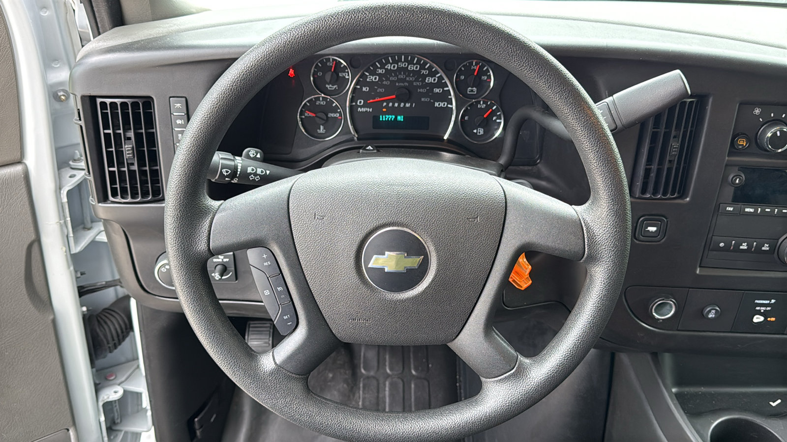 Used 2024 Chevrolet Express 2500 w/ Driver Convenience Package RWD image 14