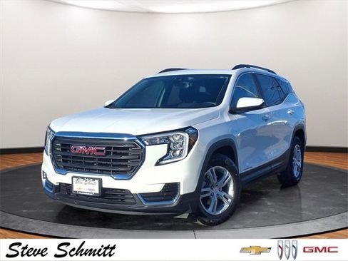 Certified 2022 GMC Terrain SLE w/ Driver Convenience Package image 1