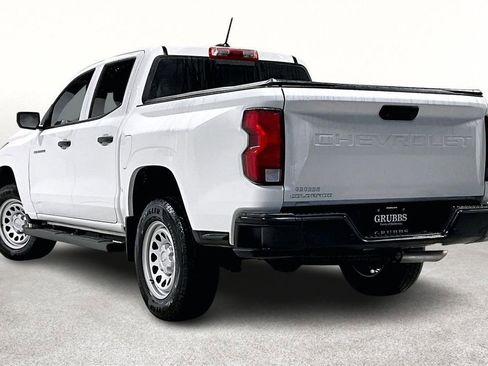 Used 2025 Chevrolet Colorado W/T image 15